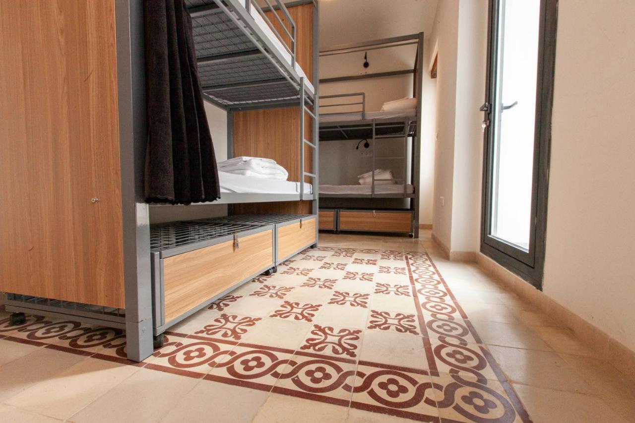 Hostel Ibarra By Bossh! Hotels Sevilla Buitenkant foto