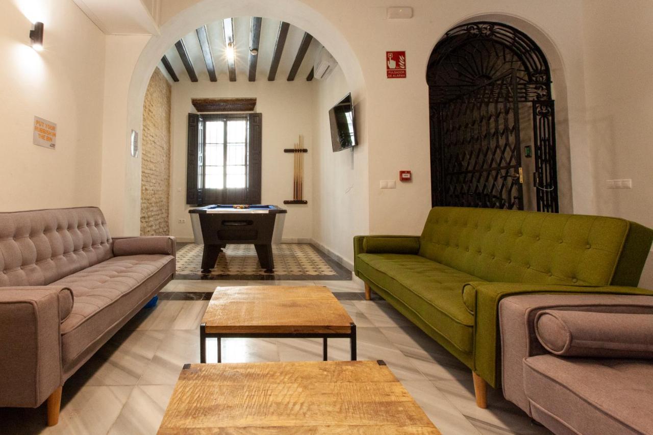 Hostel Ibarra By Bossh! Hotels Sevilla Buitenkant foto
