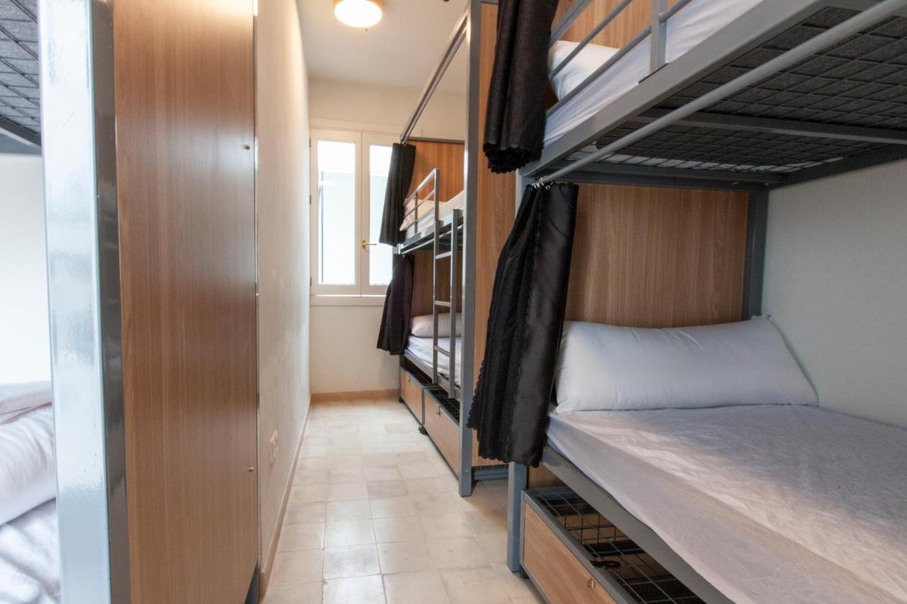 Hostel Ibarra By Bossh! Hotels Sevilla Buitenkant foto